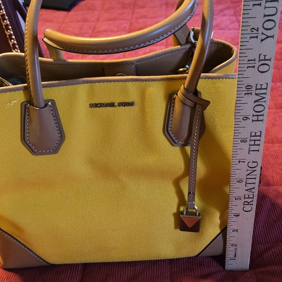 Purse - Picture 4 of 4